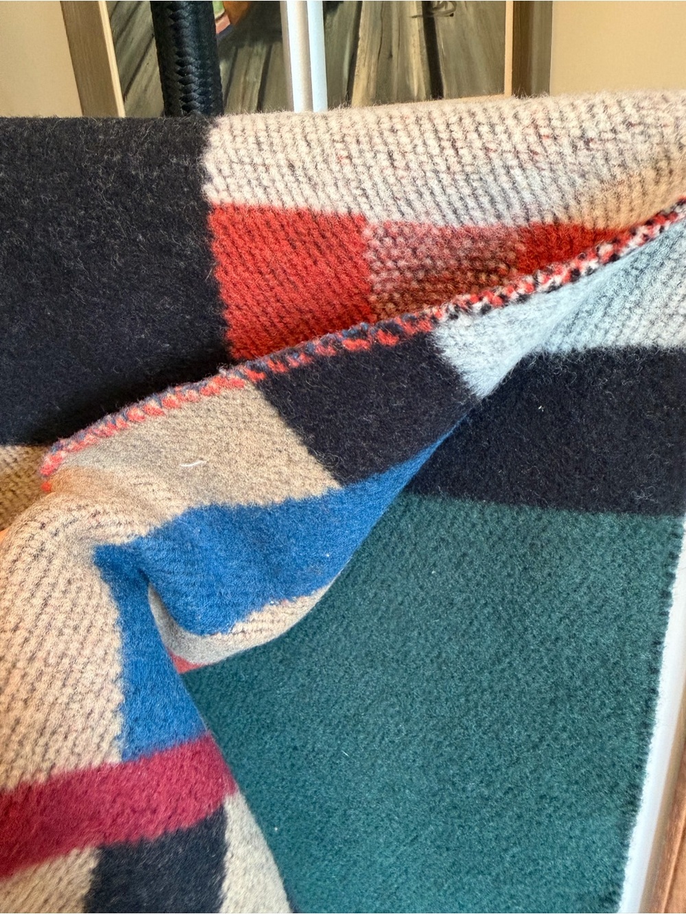NEW Burberry Multi-Color Patterned Wool Sweater - Picture 8 of 8